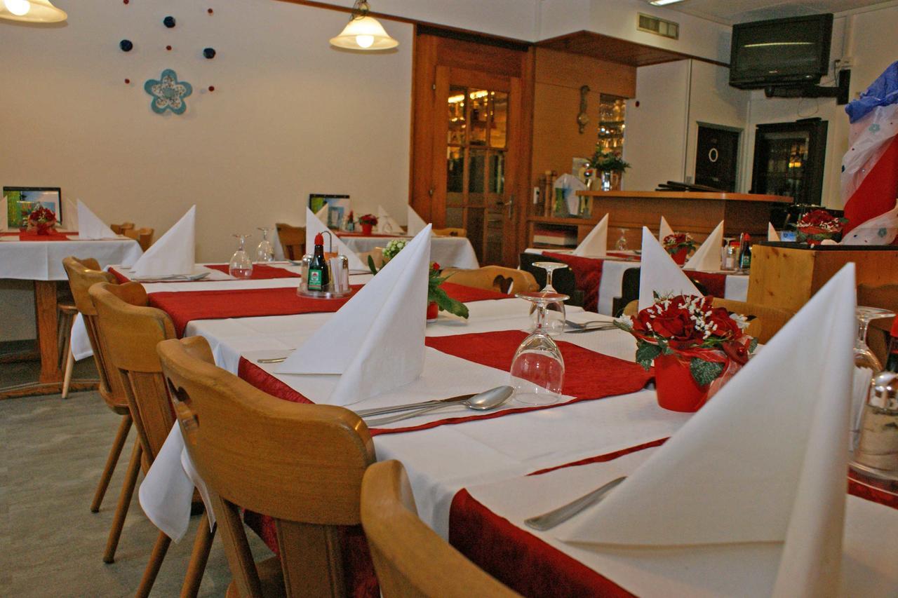 Hotel Restaurant Simplon Frutigen Exterior foto